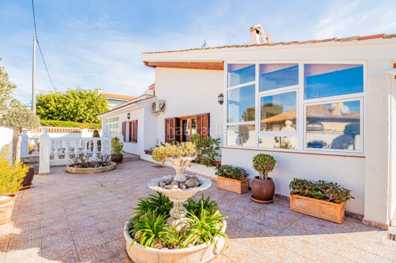 Foto b954a815-0af4-4579-95fb-44477a4c959d. Chalet avec chauffage parking piscine dans Levante Alto Benidorm