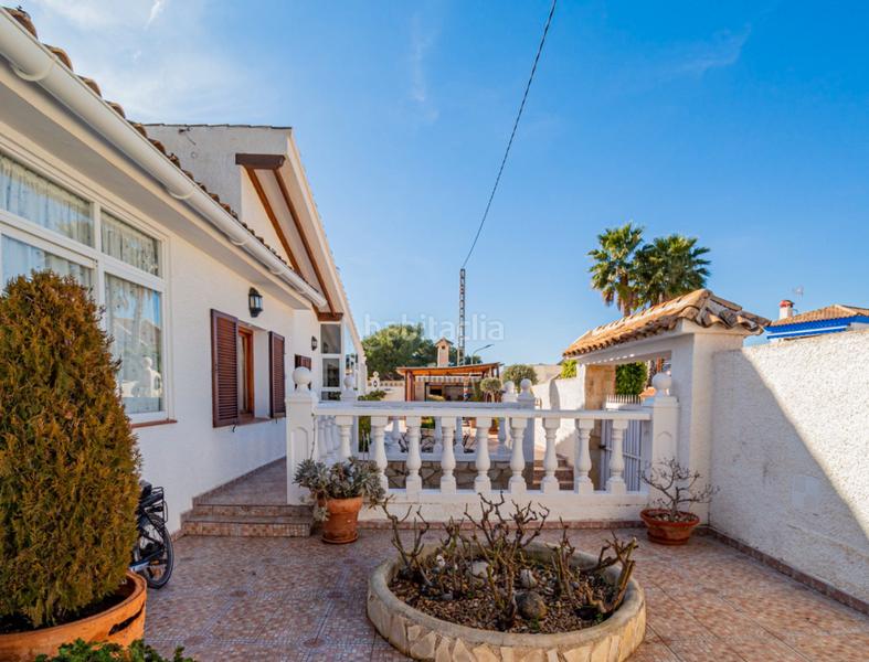 Foto 69d5f2d2-8cba-4242-abea-5148c2cf13f2. Chalet en Levante Alto Benidorm