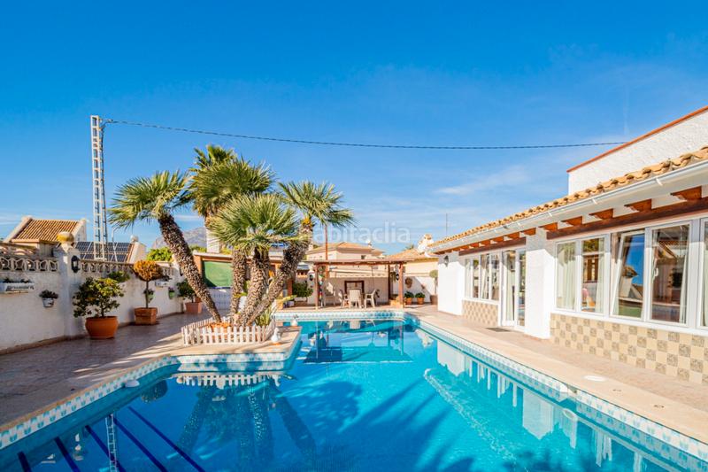 Foto e46e3d45-6c7b-4405-959c-1a328d409c28. Xalet amb calefacció aparcament piscina a Levante Alto Benidorm