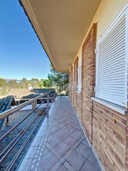 Foto 78ae3093-c8a3-4b49-b5cb-3f73e27e7ce6. Chalet avec chauffage parking piscine dans Levante Alto Benidorm