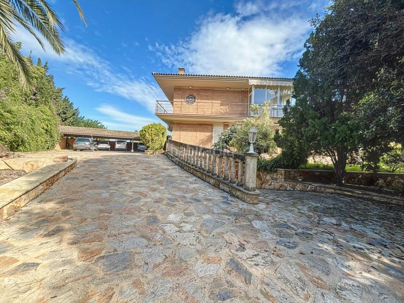 Foto 4c1f69fc-f355-42df-bc7c-7c2d09783a88. Chalet en Levante Alto Benidorm