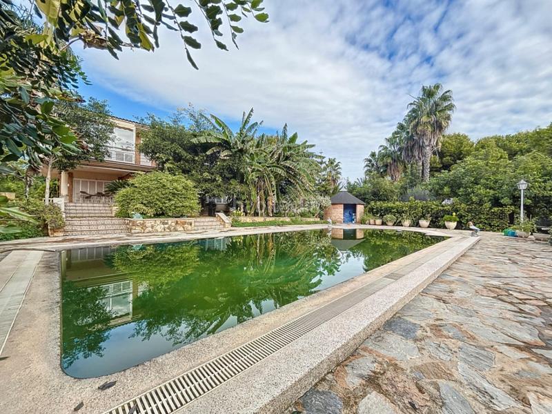 Foto a5037017-dc89-437e-a94e-dc0a9dde72f1. Chalet en Levante Alto Benidorm