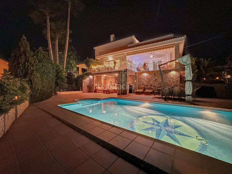 Foto 5bc7c363-fcac-4ccf-9b29-35f1f7c1637d. Chalet mit parking pool in La Nucia Pueblo Nucia (la)