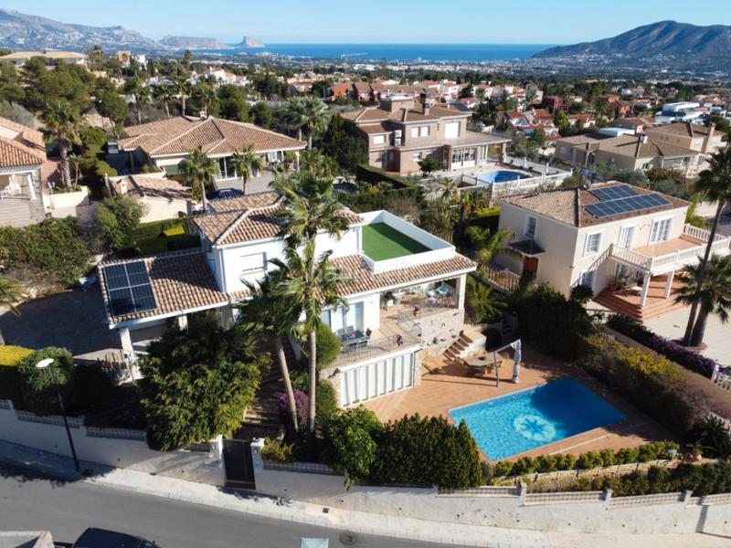 Foto 308a1503-2516-4270-bf71-7f833556883e. Chalet avec parking piscine dans La Nucia Pueblo Nucia (la)