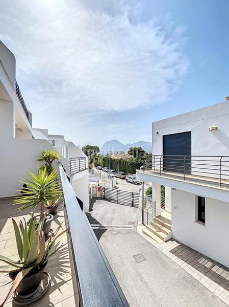 Foto 248763f1-8970-4784-81ce-3b0c609345a3. Casa amb calefacció aparcament piscina a L´Albir Alfàs del Pi (l´)