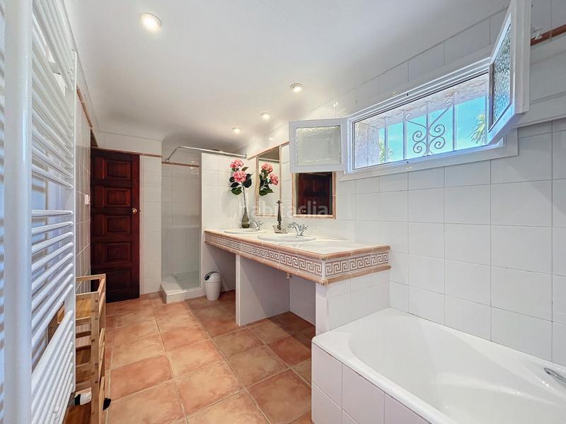 Foto 588b4180-f285-4aaf-83c7-b949a9e0639b. Chalet with heating parking pool in Altea ciudad Altea