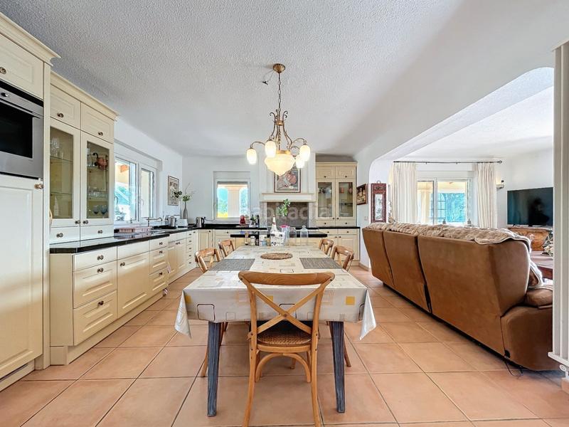 Foto a2f7979f-0dec-4406-babf-6a3d74d81eae. Chalet with heating parking pool in Altea ciudad Altea