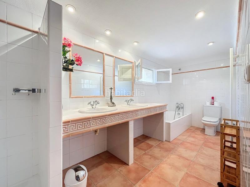 Foto 71138b4d-fe27-48d7-8ade-00dfe723347e. Chalet con riscaldamento parcheggio piscina in Altea ciudad Altea