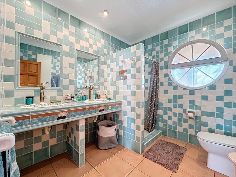 Foto e5427065-23ea-4113-a5ef-e84c858b2061. Chalet con riscaldamento parcheggio piscina in Altea ciudad Altea