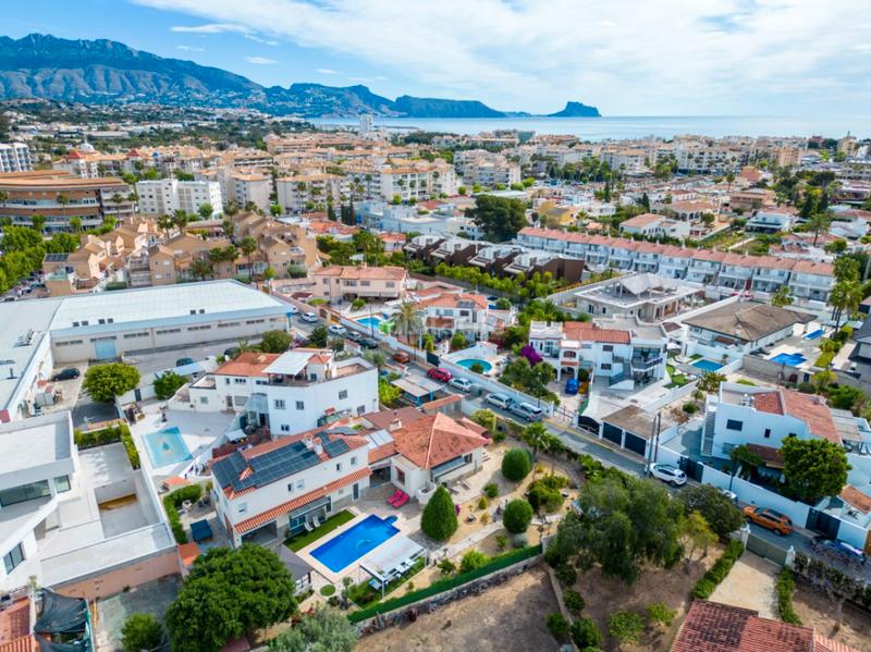 Foto 0497741e-5b20-47eb-b8fc-be65e5ea4077. Chalet with heating parking pool in L´Albir Alfàs del Pi (l´)