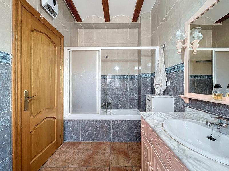 Foto a1b0d6c2-94f2-4685-8a80-908616fcd70f. Chalet mit parking pool in Pueblo-Ubanizaciones Alfàs del Pi (l´)