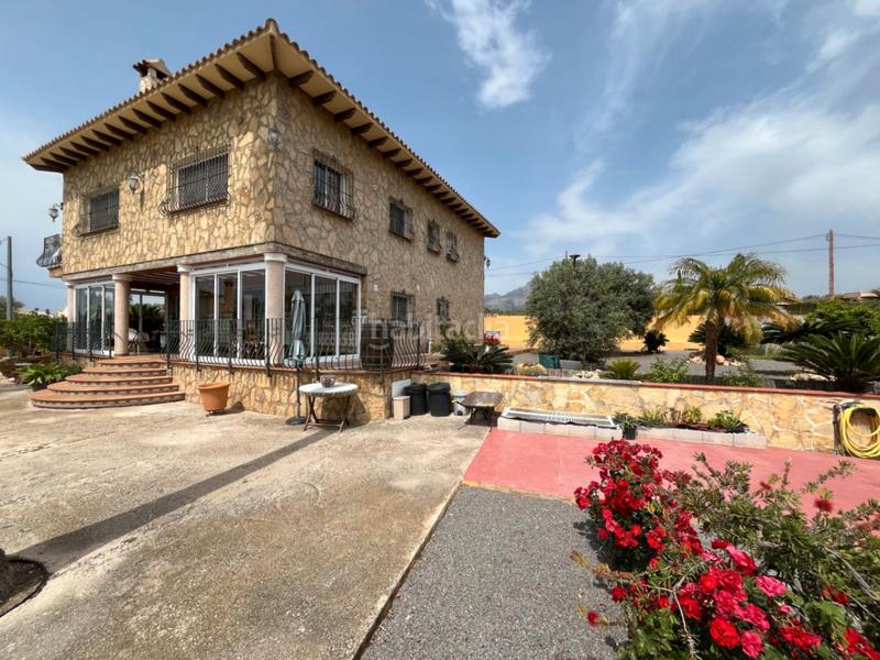 Foto 34d8d801-ac95-4f6a-b1cd-ff70c2da8d9e. Chalet en Pueblo-Ubanizaciones Alfàs del Pi (l´)