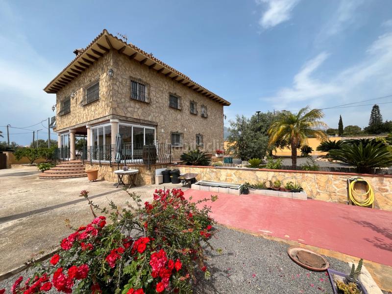 Foto d2ce78d2-b62c-4394-9700-fffc4dbb7315. Chalet con parcheggio piscina in Pueblo-Ubanizaciones Alfàs del Pi (l´)