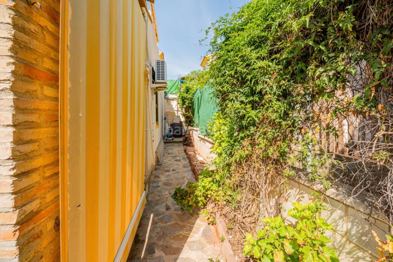 Foto b5670c98-0832-41aa-97e1-a68d3bd00577. Chalet en Polop