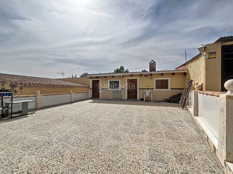Foto dd053bec-2ad1-4170-811a-d6072a1779f1. Casa adossada amb aparcament a La Nucia Pueblo Nucia (la)