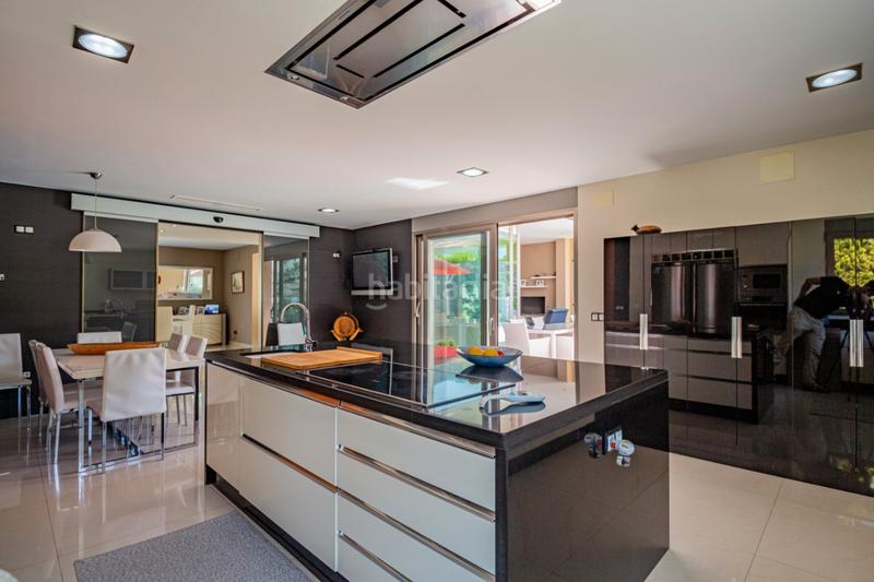 Foto ceddb1a1-2111-4341-a6b2-87bbed1e14bd. Chalet with heating parking pool in L´Albir Alfàs del Pi (l´)