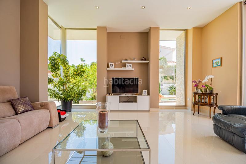 Foto 375c1ca6-e642-4ba8-ba12-777ea1c18689. Chalet con riscaldamento parcheggio piscina in L´Albir Alfàs del Pi (l´)