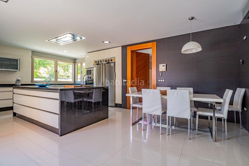 Foto 4ee4a35b-8fa8-4320-9e05-88ae192288f9. Chalet con riscaldamento parcheggio piscina in L´Albir Alfàs del Pi (l´)