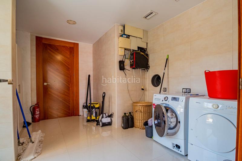 Foto dd172ece-cddb-43c3-a8f6-29d700a1b94c. Chalet con riscaldamento parcheggio piscina in L´Albir Alfàs del Pi (l´)