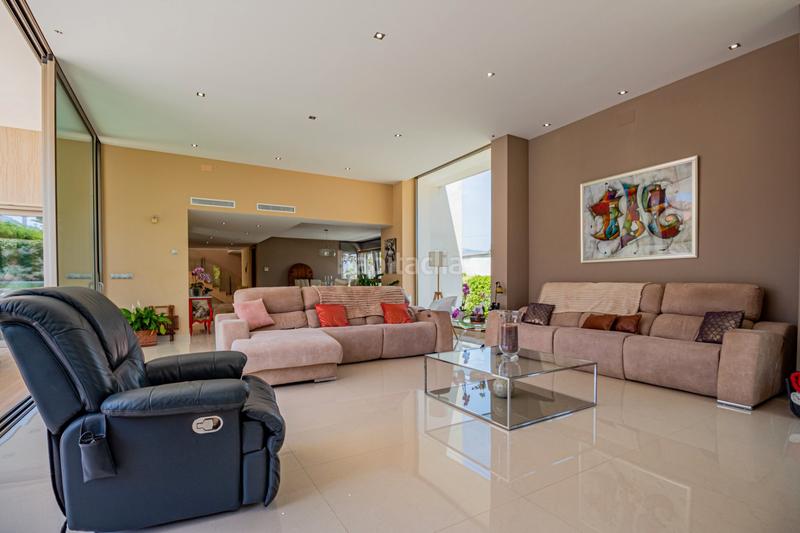 Foto e3500f51-ed6b-4fe9-889f-2c29ec98455a. Chalet con riscaldamento parcheggio piscina in L´Albir Alfàs del Pi (l´)