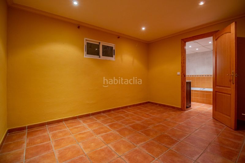 Foto a4402fdf-d70c-47c5-a73e-1432f831f6c7. Xalet amb calefacció aparcament piscina a La Nucia Pueblo Nucia (la)