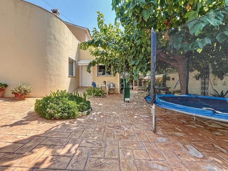 Foto e5f8b3e4-6386-4192-980c-3a7ccec2c4a2. Casa adosada en Pueblo-Ubanizaciones Alfàs del Pi (l´)