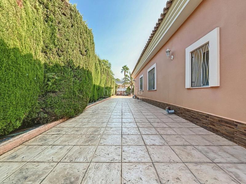 Foto c039191d-1e10-43f1-aad3-85bdaf0324c7. Chalet with parking pool in L´Albir Alfàs del Pi (l´)