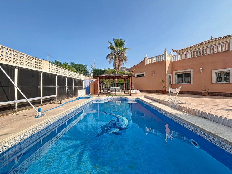 Foto 59e500de-9b9d-457b-a6af-a47011a6f191. Chalet con parcheggio piscina in L´Albir Alfàs del Pi (l´)