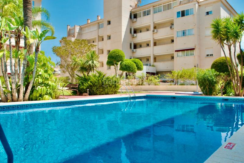 Foto d3fe3a82-56fb-4ed4-b411-2b336d2caff9. Appartamento con riscaldamento parcheggio piscina in Alfàs del Pi (l´)