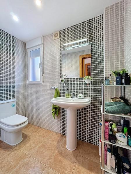 Foto 0bfbcf6b-3edc-4830-9574-89b2a54e28b2. Casa a schiera con parcheggio piscina in L´Albir Alfàs del Pi (l´)