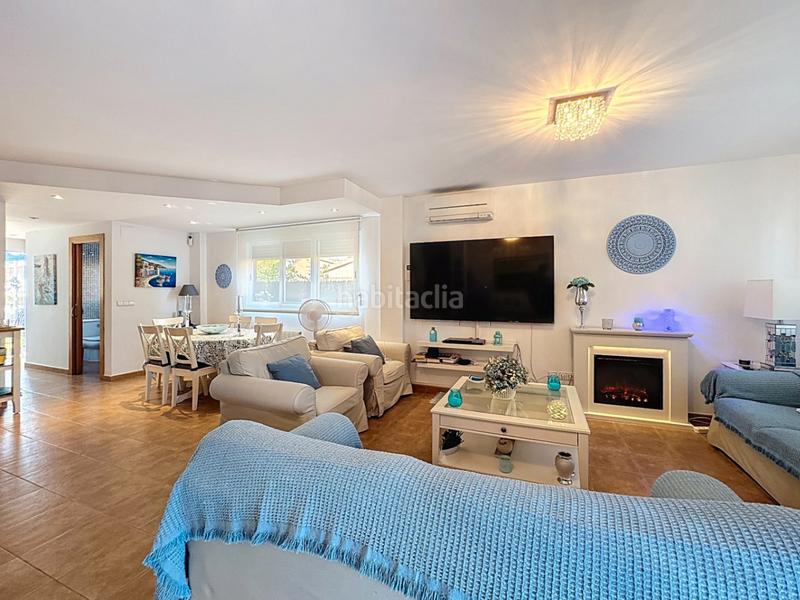 Foto 4a879de5-5b41-4247-b6dd-1fcc543f473c. Casa a schiera con parcheggio piscina in L´Albir Alfàs del Pi (l´)