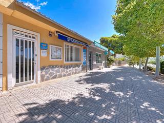 Local Comercial en Pueblo-Ubanizaciones