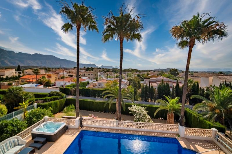 Foto c7d44361-d3ec-493a-af2f-9021b6fbd213. Chalet mit heizung parking pool in El Tossal-Bello Horizonte Nucia (la)
