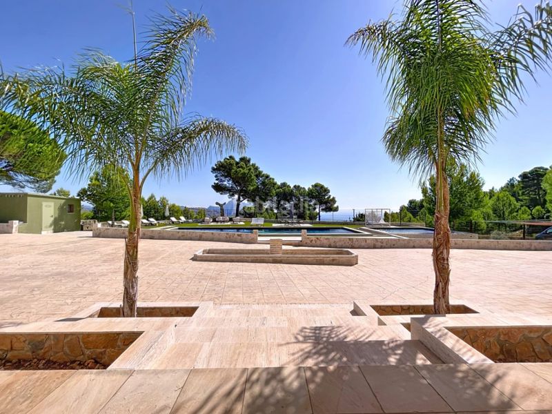 Foto 0c897b93-5264-48a0-8d0e-aa2bd8bf5411. Chalet mit parking pool in Benimantell
