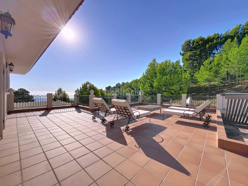 Foto 66d1d3da-a64e-48a2-a1cc-883ae7a88c2f. Chalet mit parking pool in Benimantell