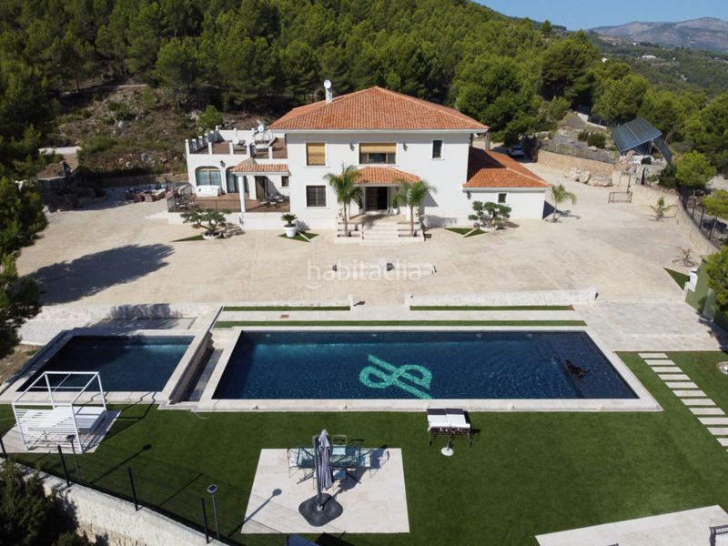 Foto 7ac99e99-3bdc-439e-b53e-6809ea75a1bd. Chalet mit parking pool in Benimantell