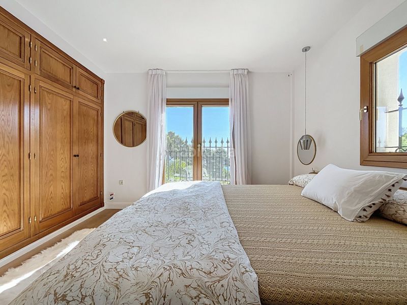 Foto be37a82a-71e1-4103-9a15-fd721d879b76. Chalet mit parking pool in Benimantell