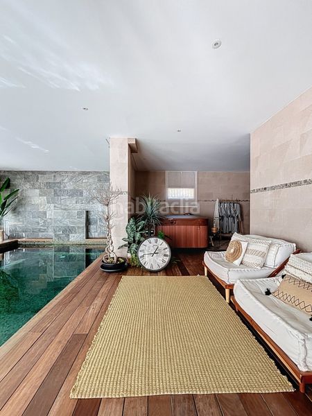 Foto ce5744a6-f275-4177-9f4a-de88d06272bb. Chalet mit parking pool in Benimantell