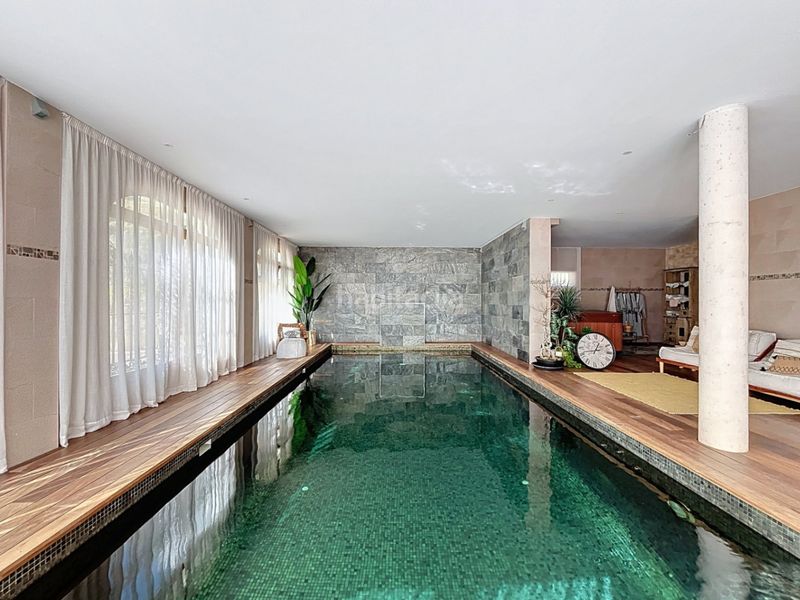 Foto eaf87111-b054-4c26-8c44-7c849b3593c7. Chalet mit parking pool in Benimantell