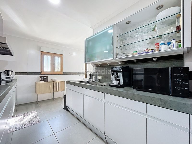 Foto fcd0f28e-7ca4-43a2-984b-2f45b878dd41. Chalet mit parking pool in Benimantell