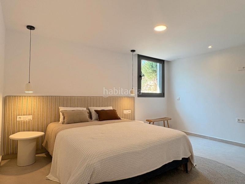 Foto 4f7d9b19-799d-4b87-b40d-f3f3f71cd910. Xalet amb aparcament piscina a Finestrat pueblo Finestrat