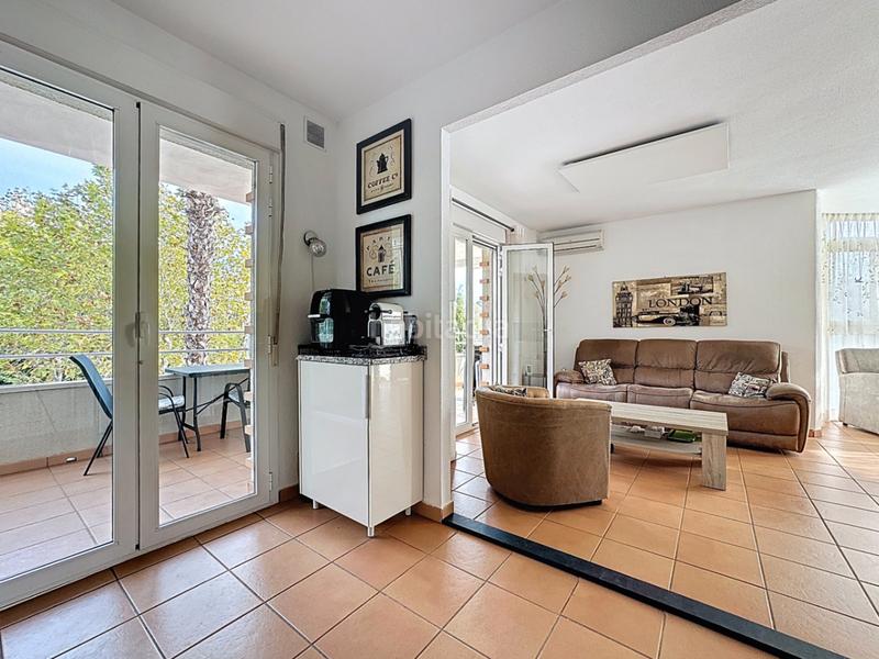 Foto f46b9ae0-294c-4822-8512-6dbc6da4a8c1. Appartamento con riscaldamento parcheggio piscina in Alfàs del Pi (l´)