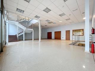 Locale commerciale in La Nucia Pueblo