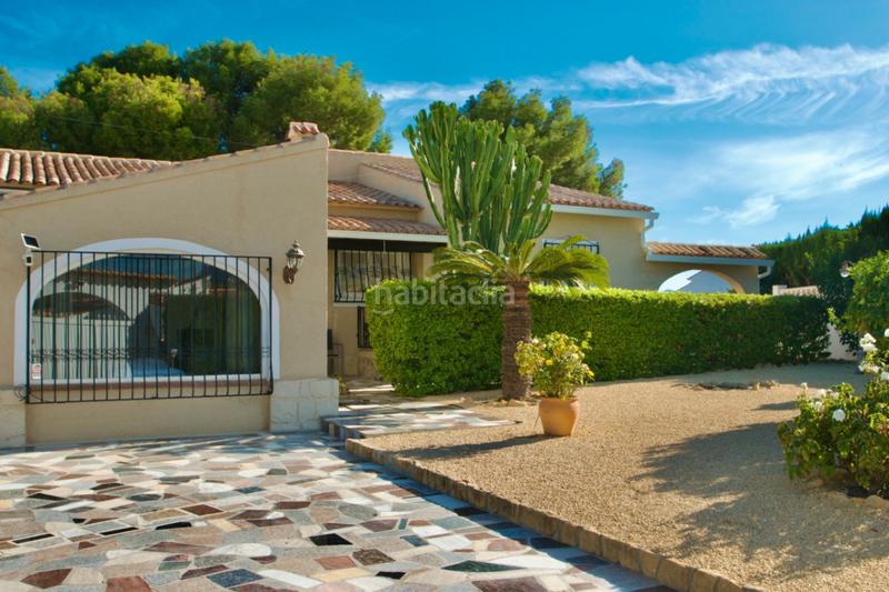 Foto 98af0489-7a5d-4b16-8e1d-4b7c5a1d1a4c. Chalet mit parking pool in Pueblo-Ubanizaciones Alfàs del Pi (l´)