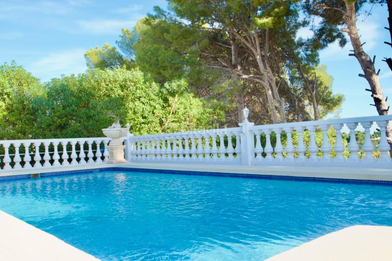 Foto 2c89bad0-a20c-44ca-97f4-80d17d3fe491. Chalet avec parking piscine dans Pueblo-Ubanizaciones Alfàs del Pi (l´)