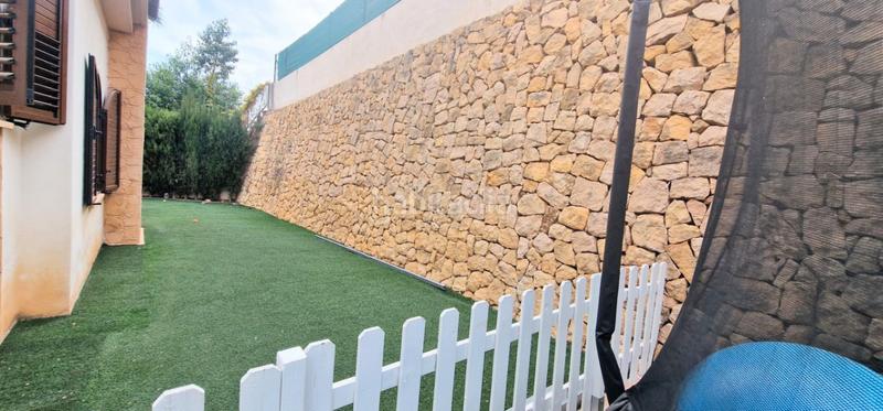 Foto 7bd92473-8943-4816-956d-e19d50154568. Casa adossada amb calefacció aparcament piscina a Polop