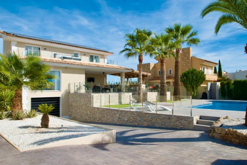 Foto 38e2b99e-6f0d-445f-aa77-0e8966f87b48. Chalet avec chauffage parking piscine dans Pueblo-Ubanizaciones Alfàs del Pi (l´)