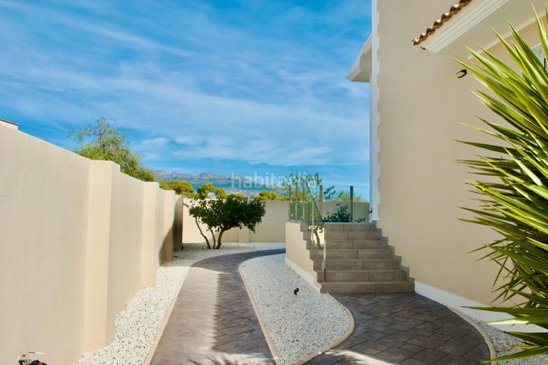 Foto b540695f-5fbd-4c2f-9c0d-1e7f262a9040. Chalet con riscaldamento parcheggio piscina in Pueblo-Ubanizaciones Alfàs del Pi (l´)