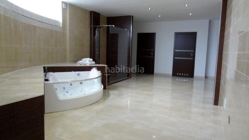 Foto 3f0c7eeb-1793-47c2-b807-931501fdab23. Chalet with heating parking pool in Pueblo-Ubanizaciones Alfàs del Pi (l´)