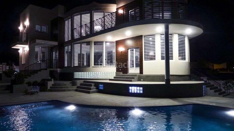 Foto 62f6cd5f-3bbb-4c2d-9831-8f856e2b2d94. Chalet with heating parking pool in Pueblo-Ubanizaciones Alfàs del Pi (l´)